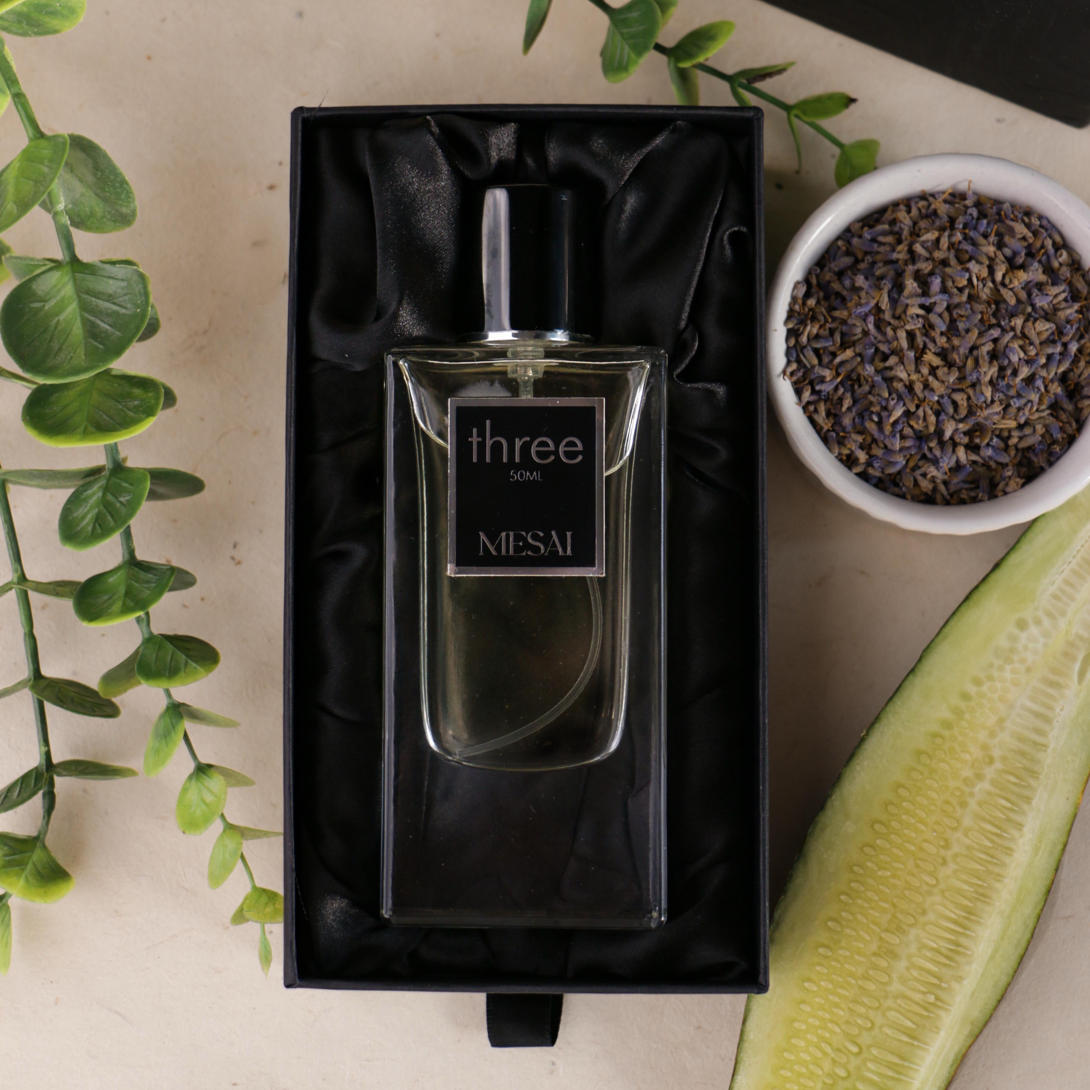 THREE Parfum