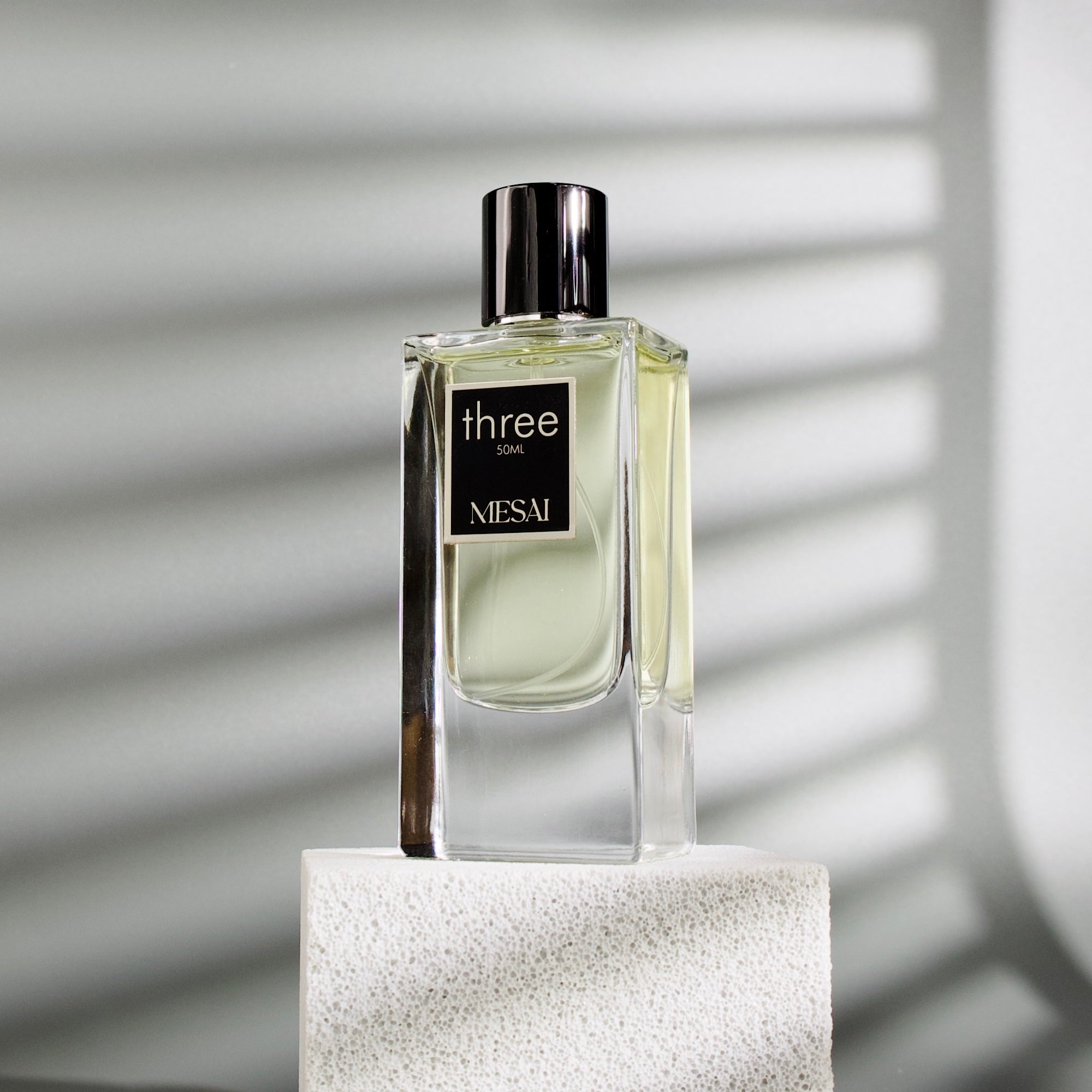 THREE Parfum